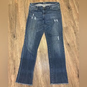 Kut woman’s stretchy distressed jeans excellent pre owned condition size 10.